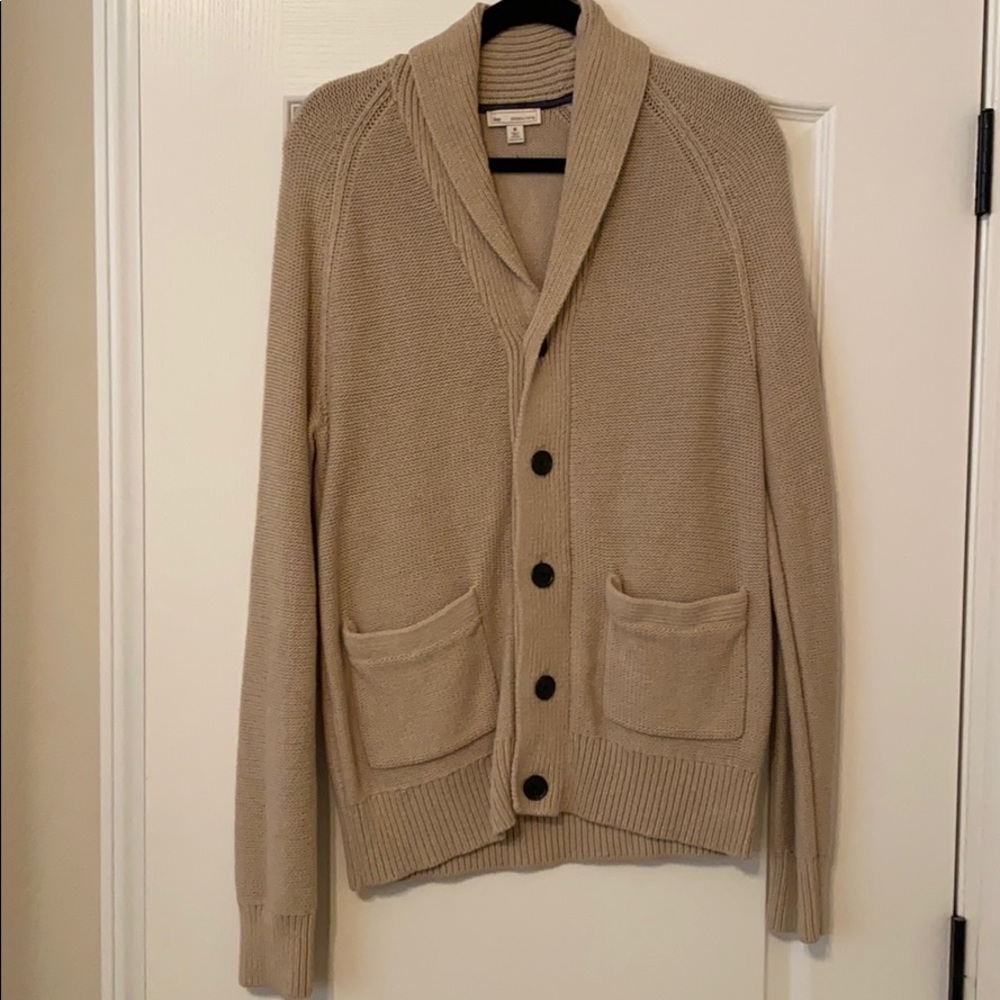 Tan chunky knit cardigan (GAP)